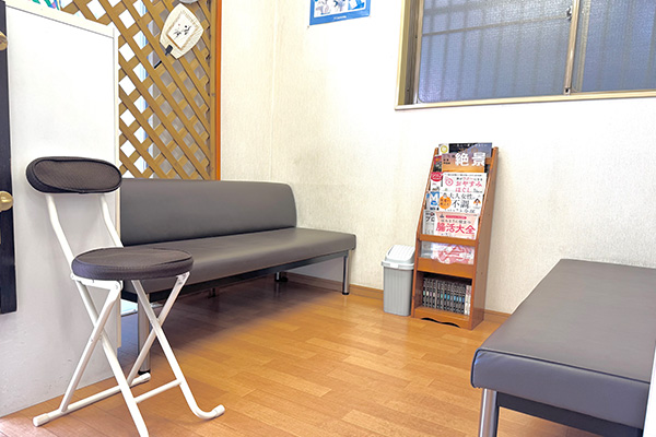 待合室の椅子
